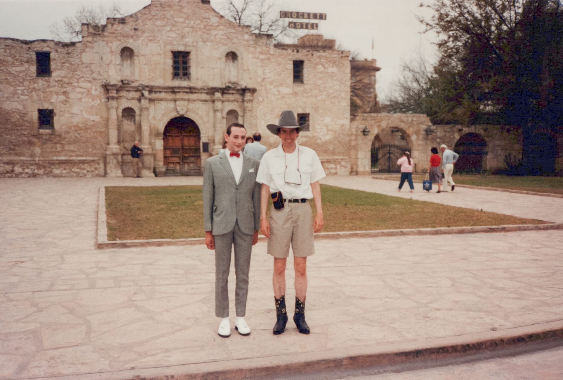 Pee-wee Herman and Tim Burton filming at the Alamo